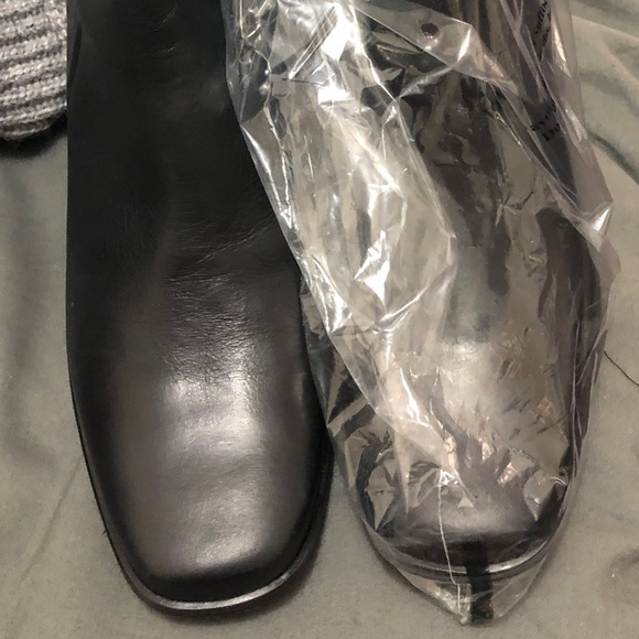 David’s leather booties - Picture 2 of 3